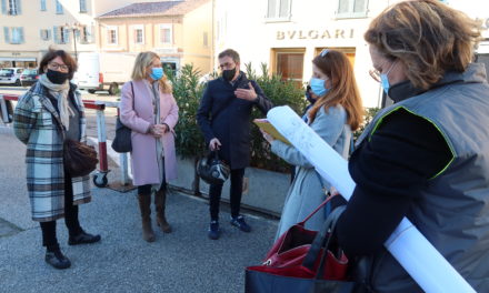 Des conteneurs enterrés place de la Garonne